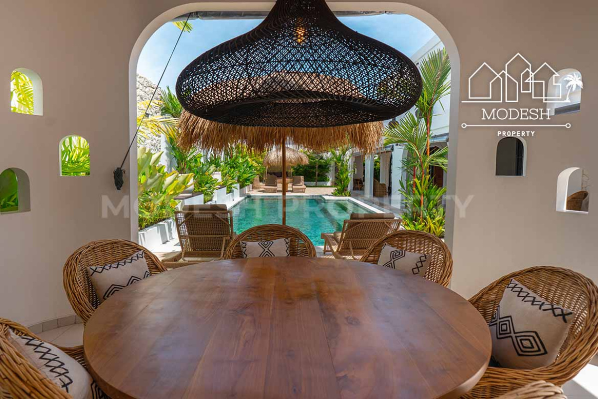 4 Bedrooms Bedrooms, ,4 BathroomsBathrooms,Villa,Leasehold Sale,2006