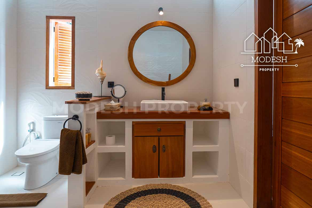 4 Bedrooms Bedrooms, ,4 BathroomsBathrooms,Villa,Leasehold Sale,2006