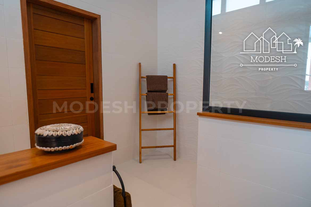 4 Bedrooms Bedrooms, ,4 BathroomsBathrooms,Villa,Leasehold Sale,2006
