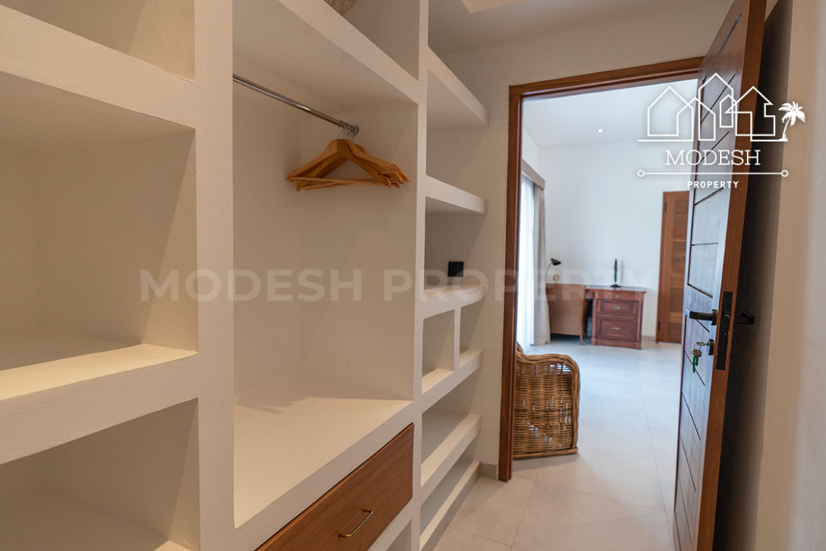 4 Bedrooms Bedrooms, ,4 BathroomsBathrooms,Villa,Leasehold Sale,2006