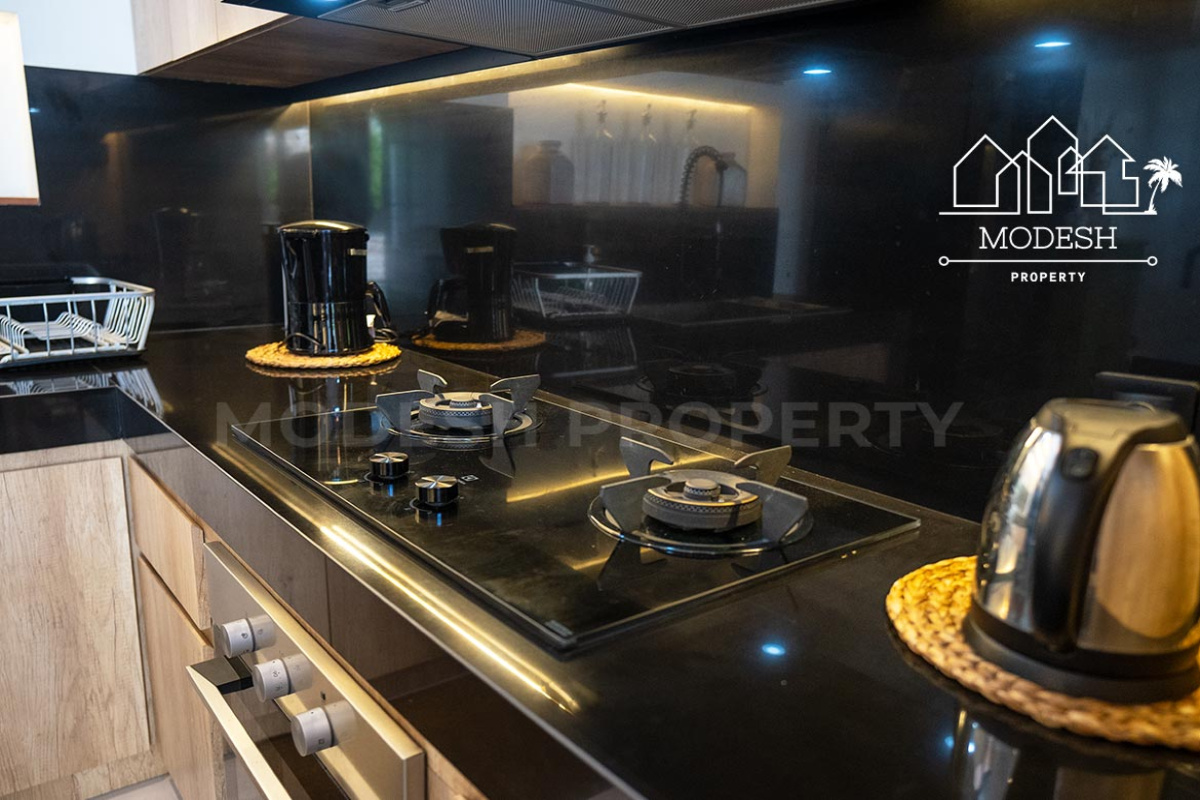 4 Bedrooms Bedrooms, ,4 BathroomsBathrooms,Villa,Leasehold Sale,2006