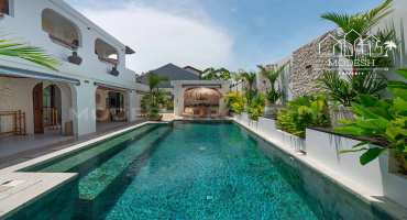 4 Bedrooms Bedrooms, ,4 BathroomsBathrooms,Villa,Leasehold Sale,2006