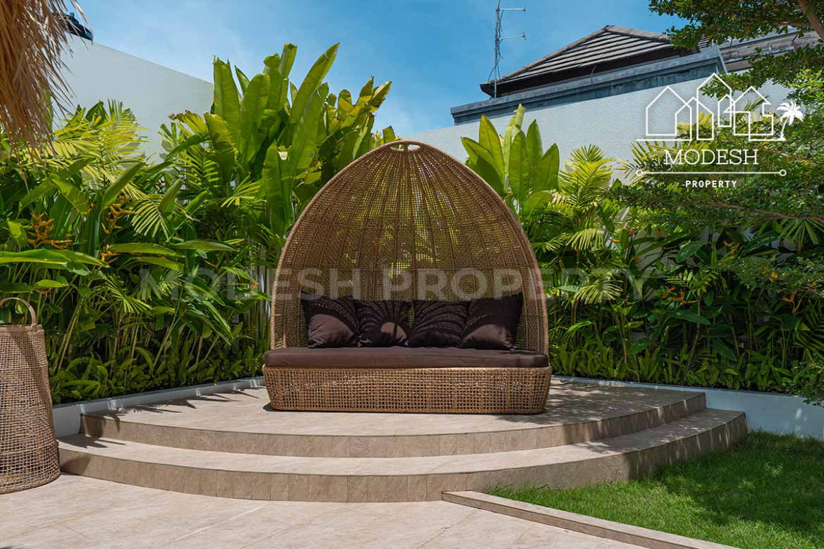 4 Bedrooms Bedrooms, ,4 BathroomsBathrooms,Villa,Leasehold Sale,2006