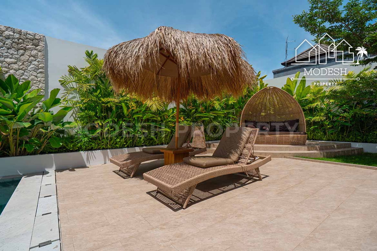 4 Bedrooms Bedrooms, ,4 BathroomsBathrooms,Villa,Leasehold Sale,2006