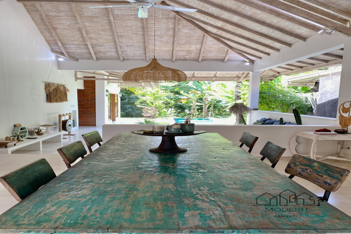 2 Bedrooms Bedrooms, ,2 BathroomsBathrooms,Villa,Leasehold Sale,1,1011