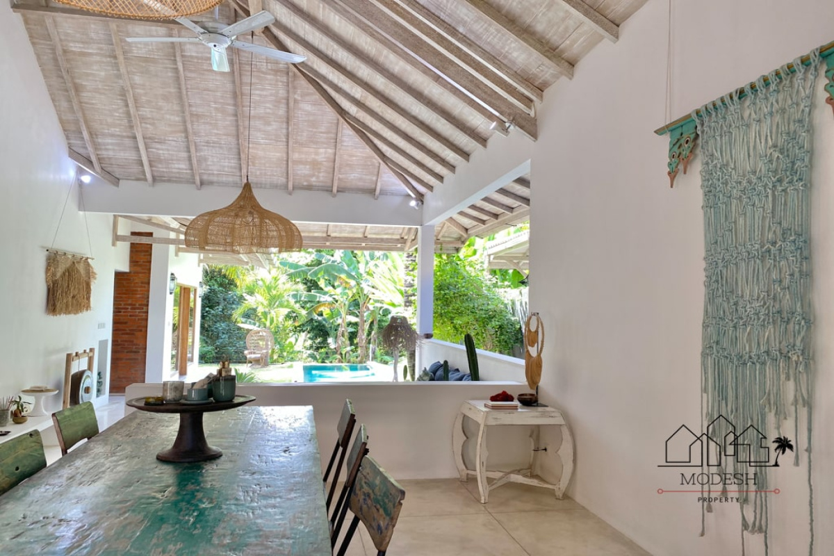 2 Bedrooms Bedrooms, ,2 BathroomsBathrooms,Villa,Leasehold Sale,1,1011