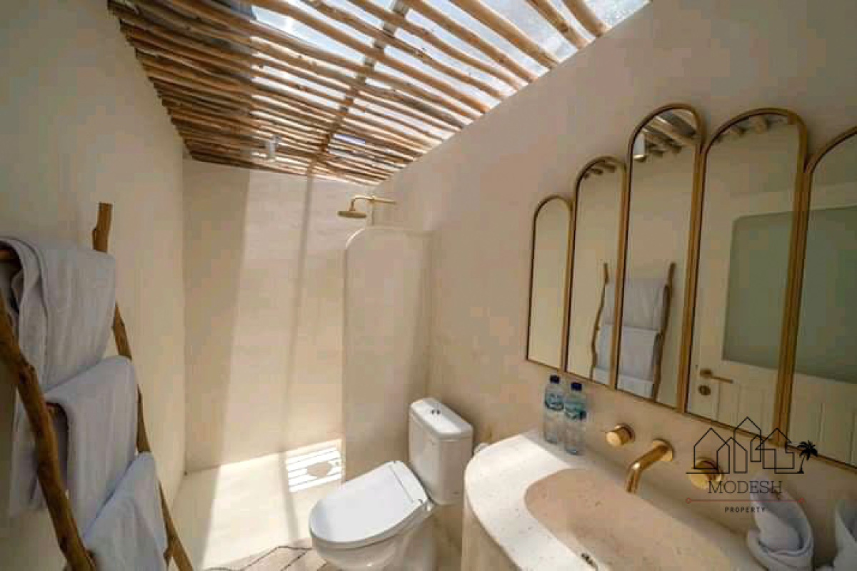 6 Bedrooms Bedrooms, ,6 BathroomsBathrooms,Villa,Leasehold Sale,1013