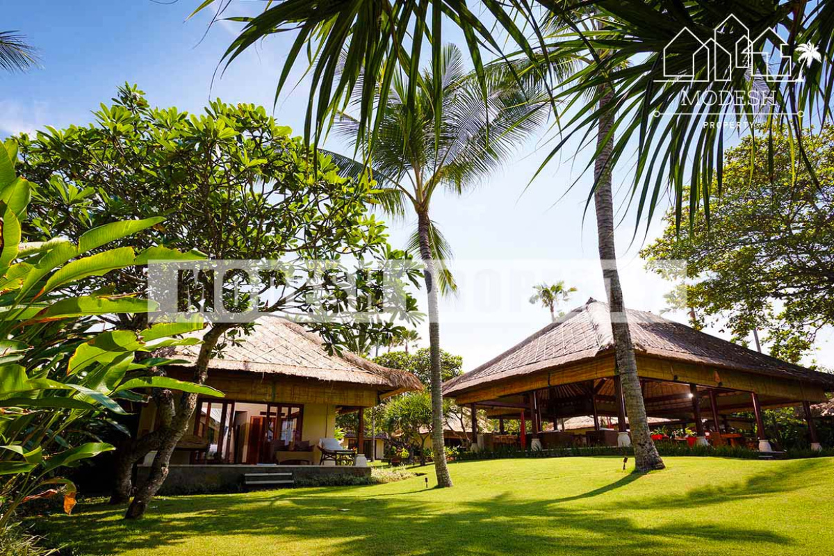 5 Bedrooms Bedrooms, ,5 BathroomsBathrooms,Villa,Freehold Sale,1191
