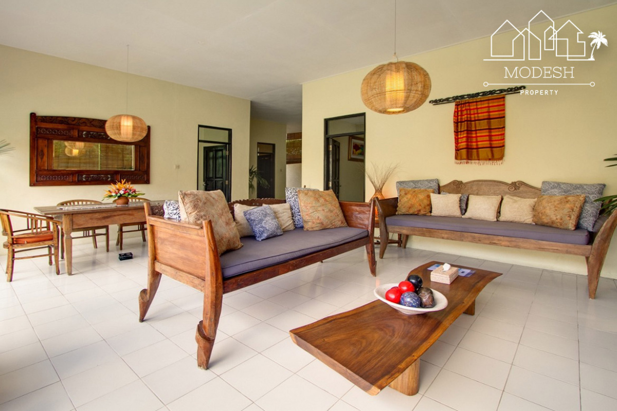 3 Bedrooms Bedrooms, ,3 BathroomsBathrooms,Villa,Low-end Rental,1194