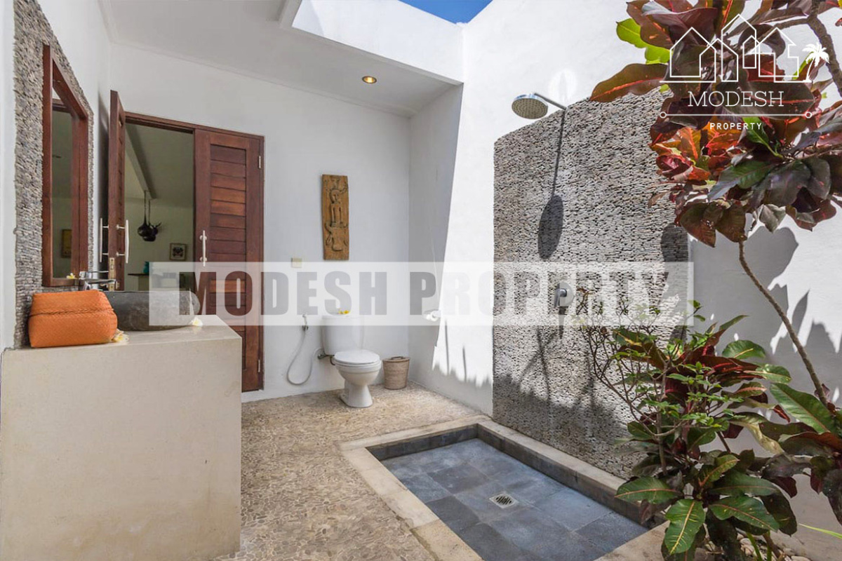 2 Bedrooms Bedrooms, ,2 BathroomsBathrooms,Villa,Leasehold Sale,1202