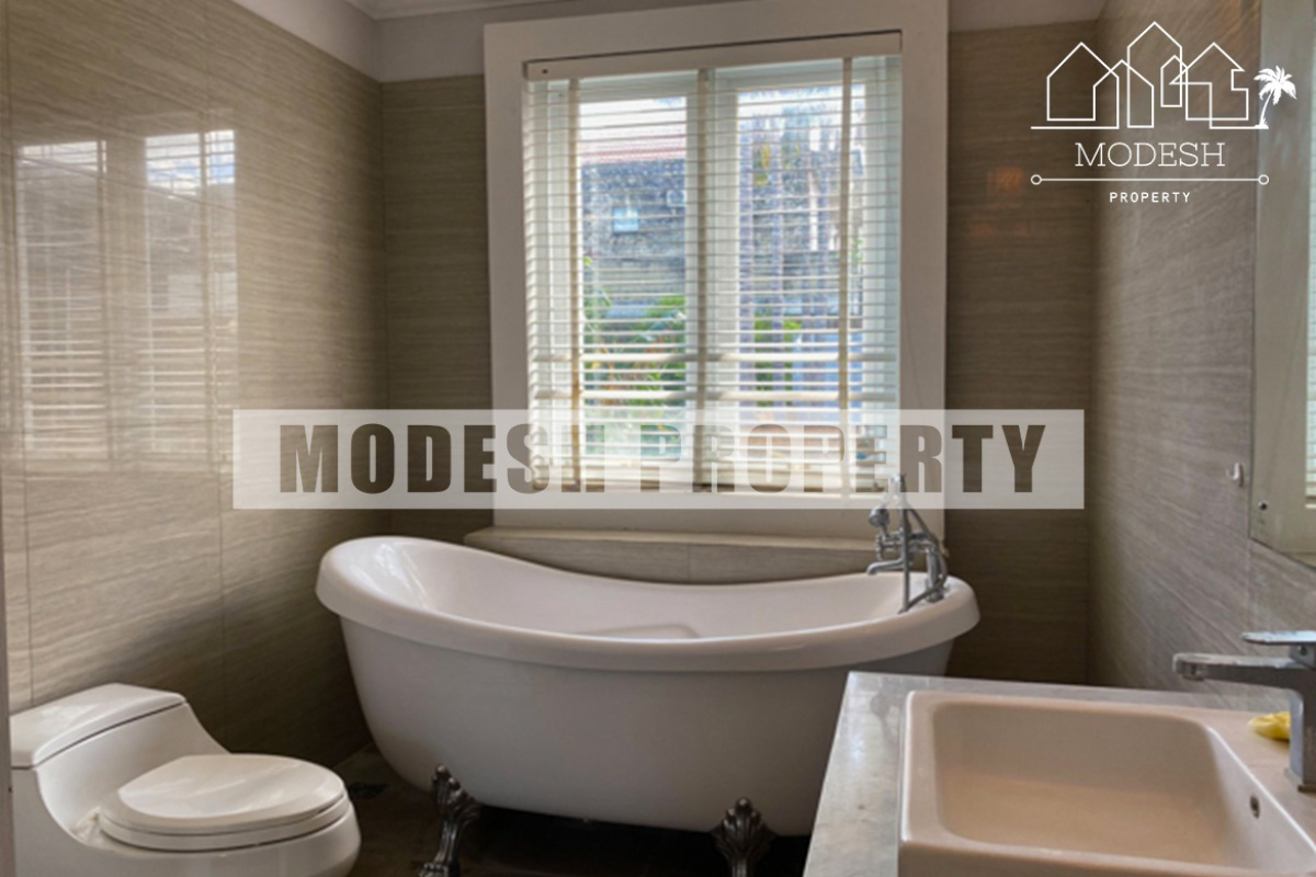 3 Bedrooms Bedrooms, ,3 BathroomsBathrooms,Villa,Freehold Sale,1220