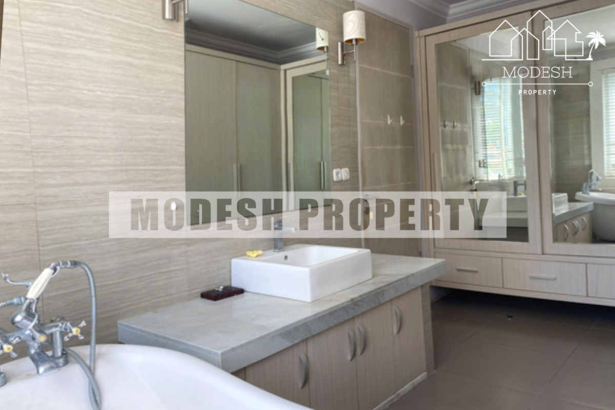 3 Bedrooms Bedrooms, ,3 BathroomsBathrooms,Villa,Freehold Sale,1220