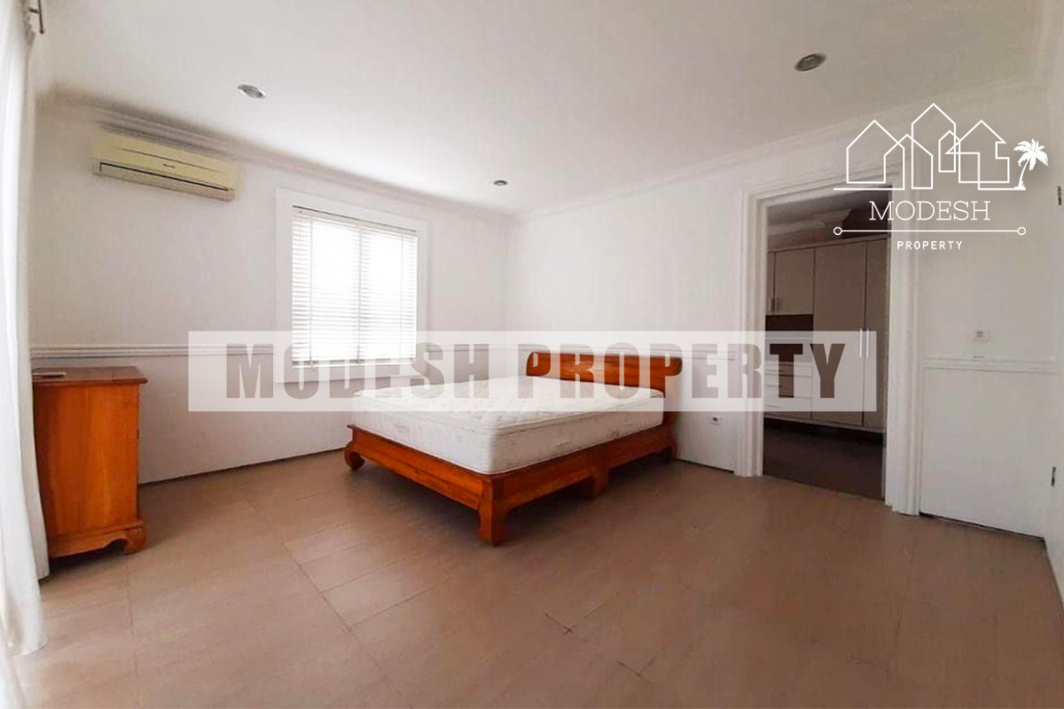 3 Bedrooms Bedrooms, ,3 BathroomsBathrooms,Villa,Freehold Sale,1220
