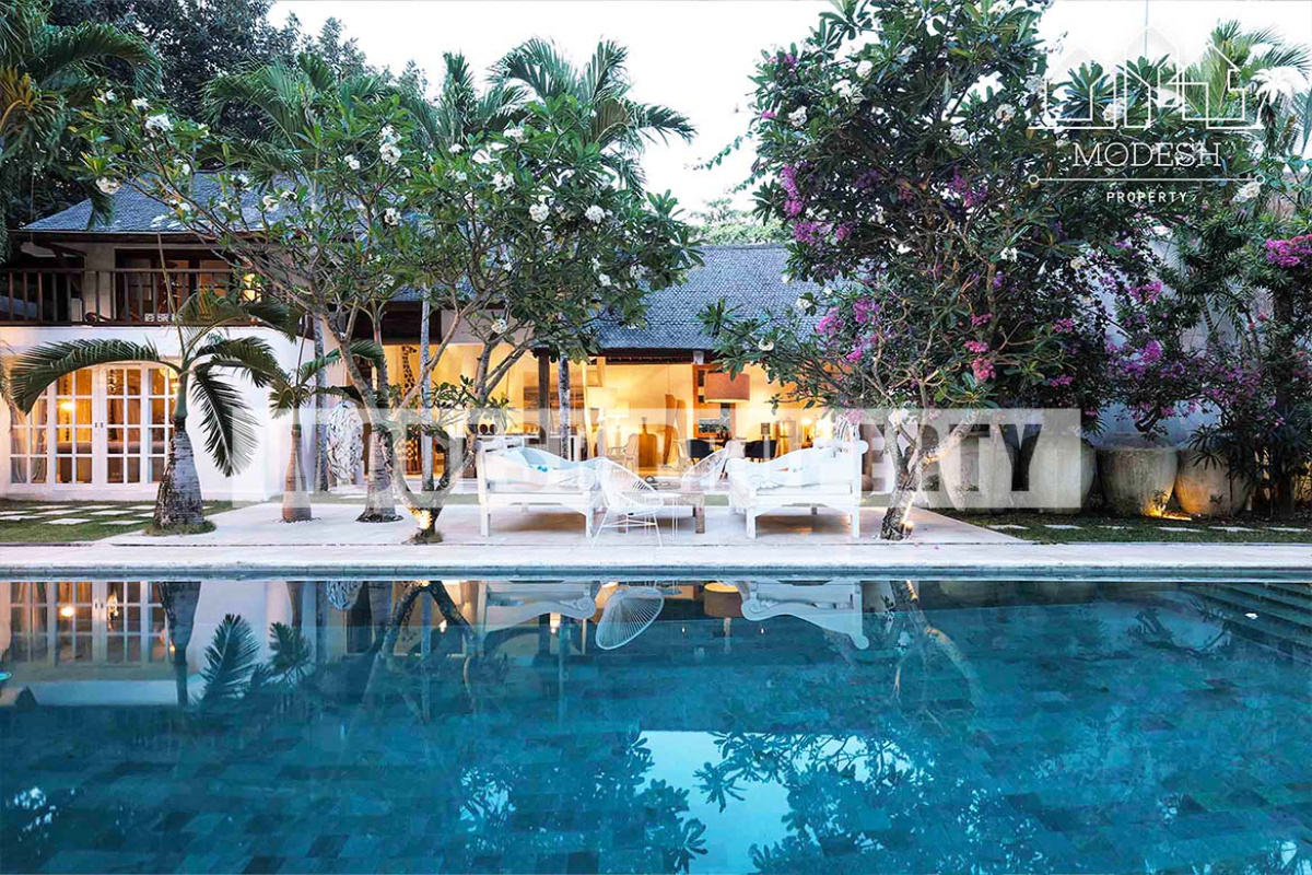 7 Bedrooms Bedrooms, ,7 BathroomsBathrooms,Villa,Freehold Sale,1232