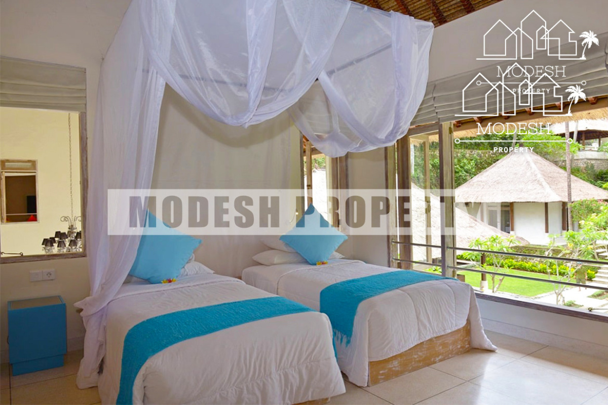 7 Bedrooms Bedrooms, ,6 BathroomsBathrooms,Villa,Leasehold Sale,1253