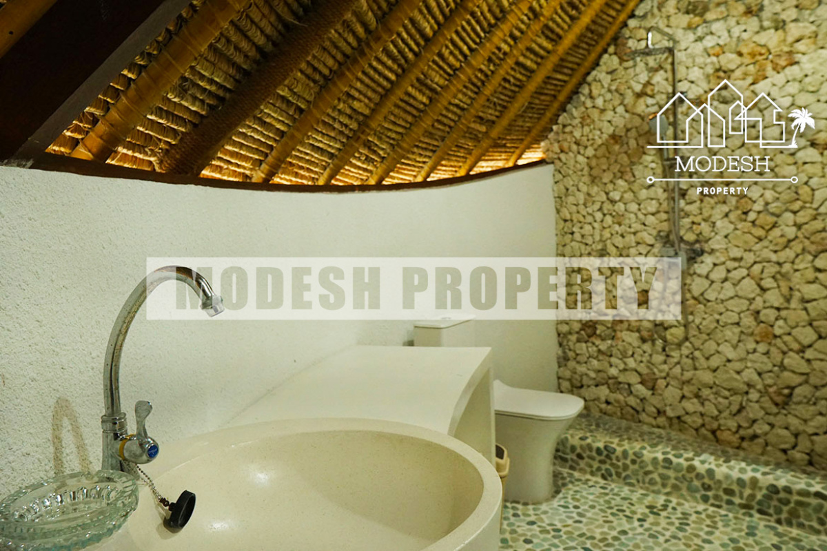 6 Bedrooms Bedrooms, ,6 BathroomsBathrooms,Villa,Leasehold Sale,1303