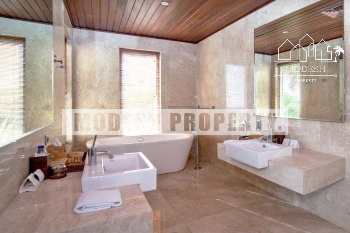 5 Bedrooms Bedrooms, ,8 BathroomsBathrooms,Villa,Freehold Sale,1471