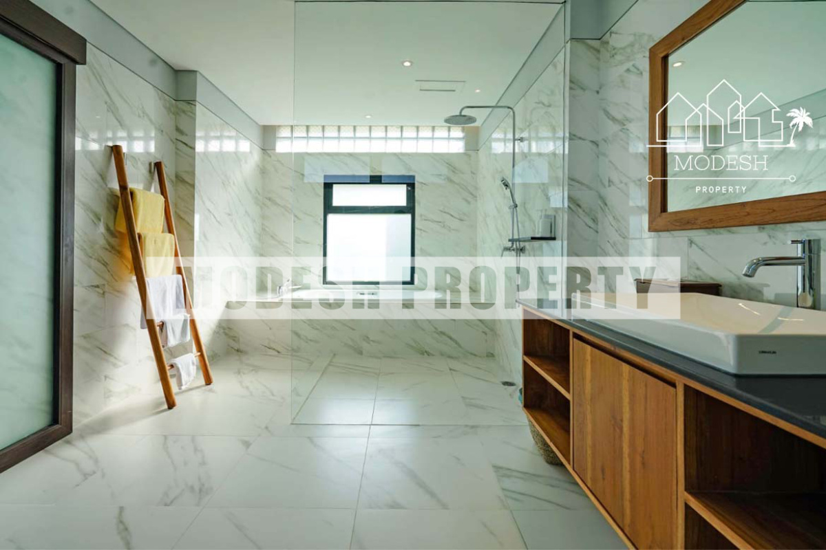 9 Bedrooms Bedrooms, ,12 BathroomsBathrooms,Villa,Freehold Sale,1472