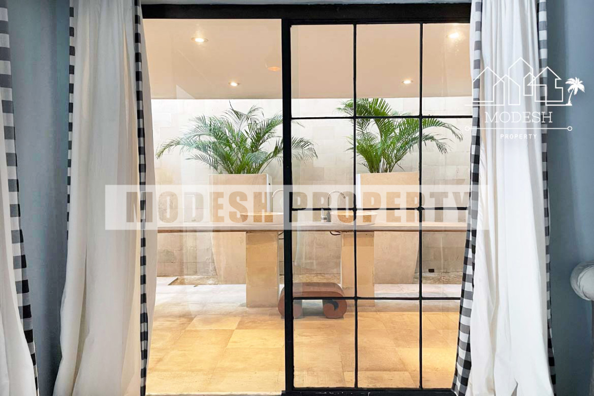 7 Bedrooms Bedrooms, ,7 BathroomsBathrooms,Villa,Freehold Sale,1502