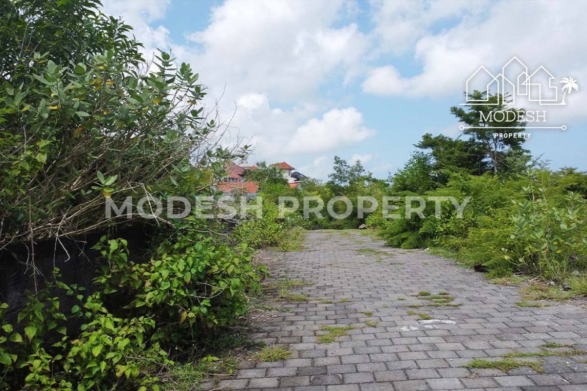 Land,Freehold Sale,1592