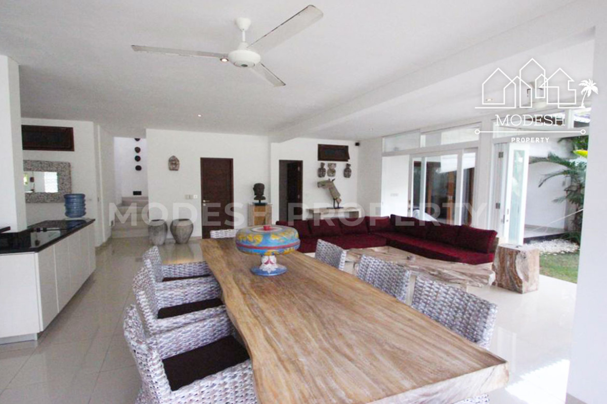 4 Bedrooms Bedrooms, ,4 BathroomsBathrooms,Villa,Yearly Rent,1697