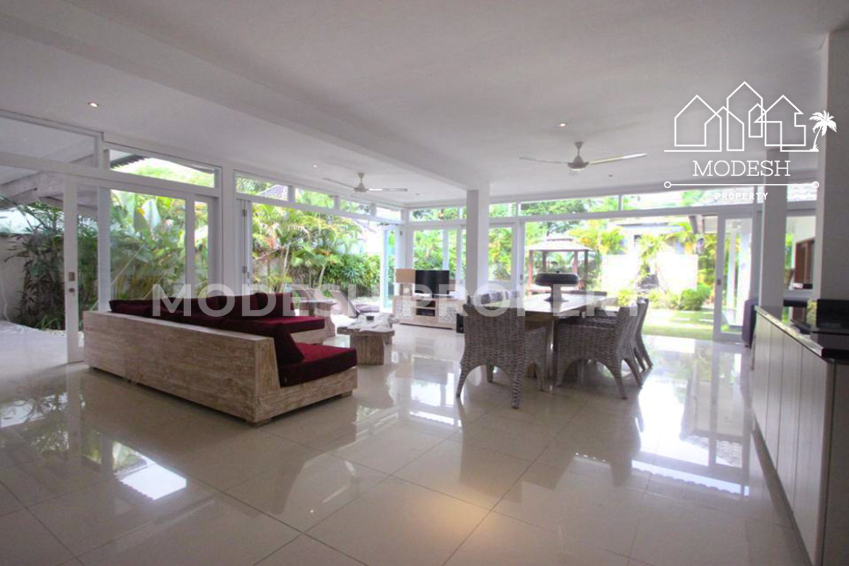 4 Bedrooms Bedrooms, ,4 BathroomsBathrooms,Villa,Yearly Rent,1697