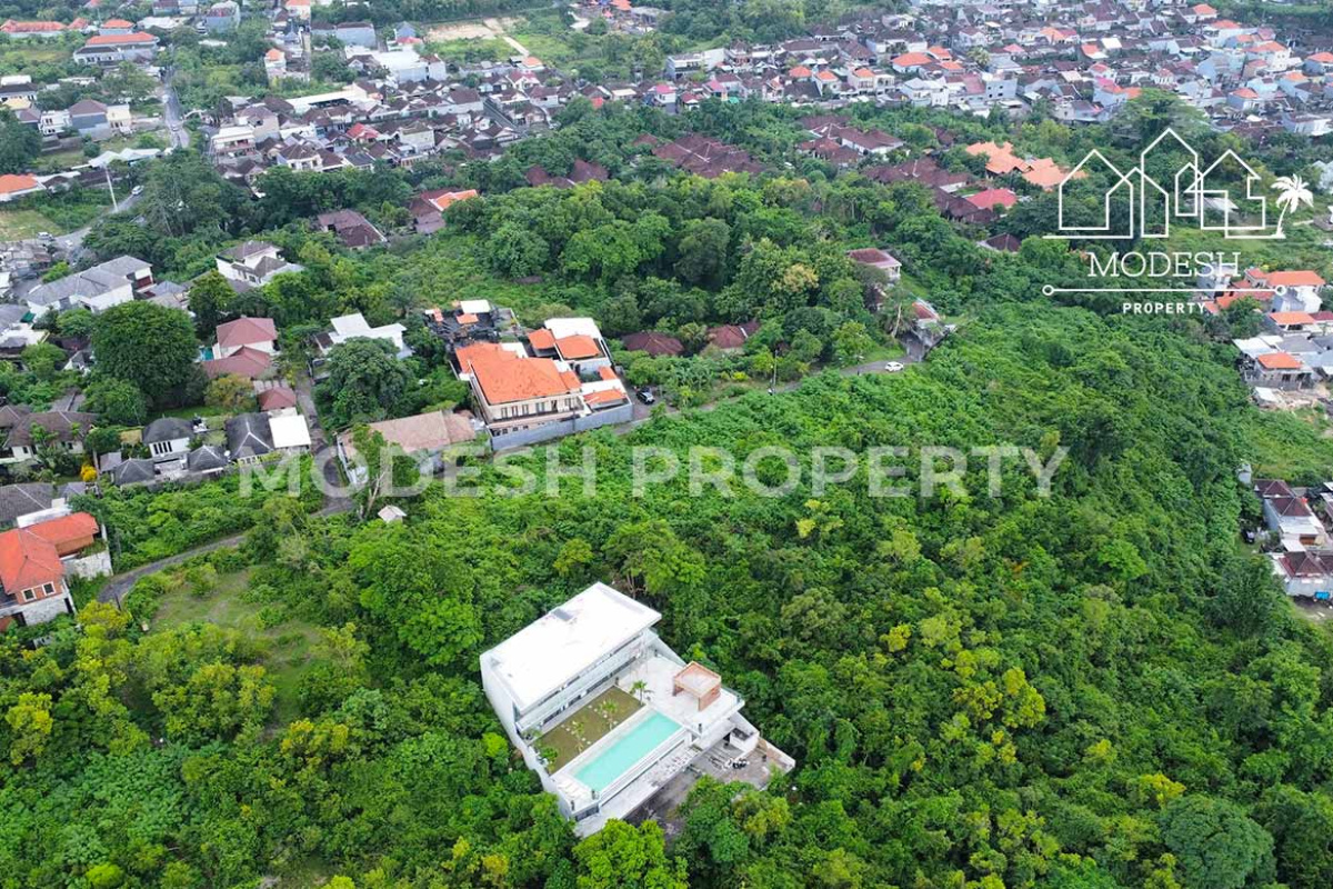 Land,Freehold Sale,1700