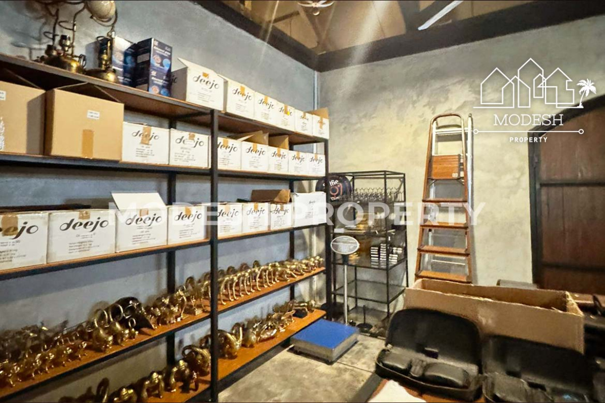 1 BathroomBathrooms,Shop,Leasehold Sale,1739