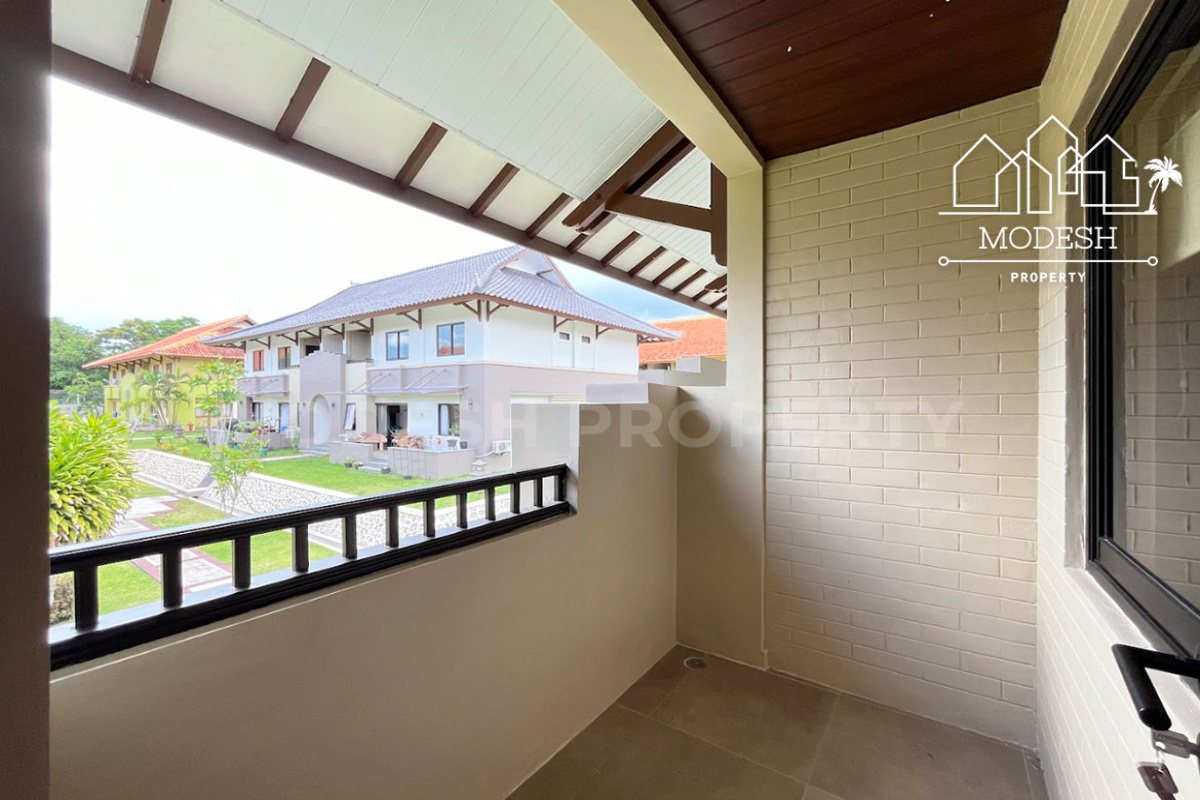 1 Bedroom Bedrooms, ,1 BathroomBathrooms,Apartment,Leasehold Sale,1761
