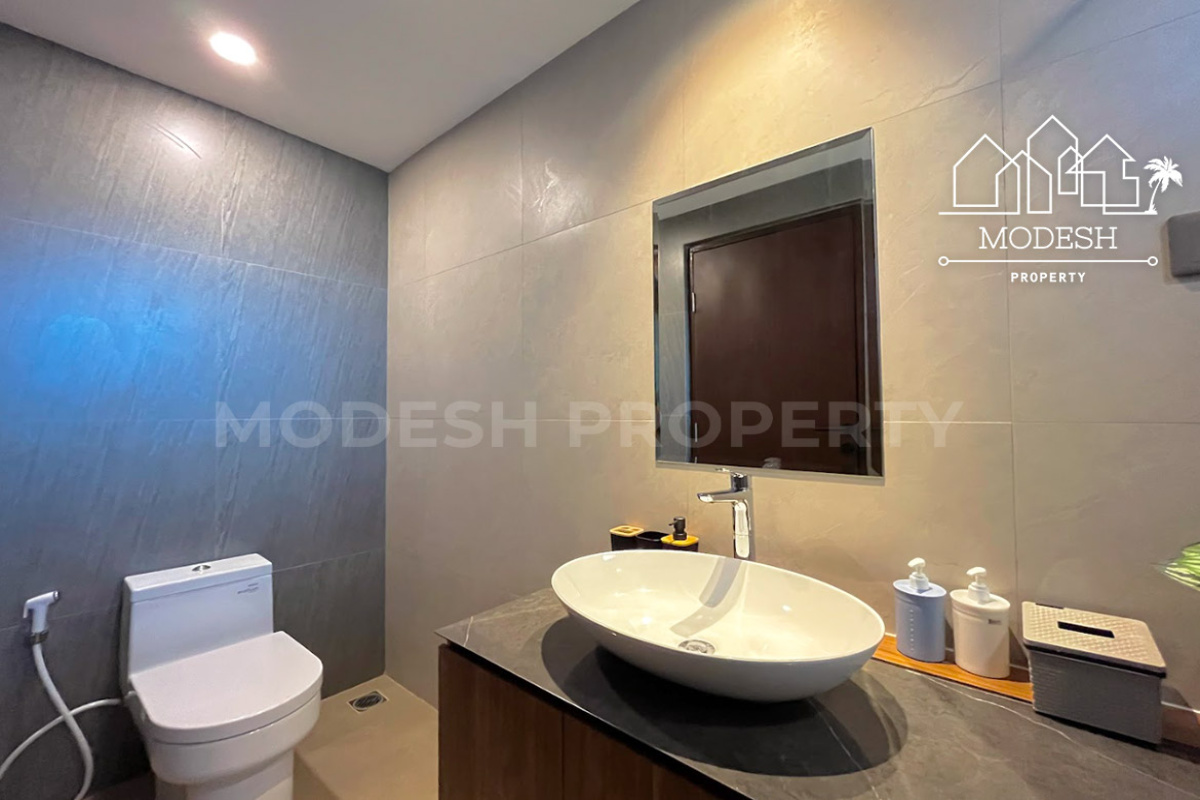 1 Bedroom Bedrooms, ,1 BathroomBathrooms,Apartment,Leasehold Sale,1761