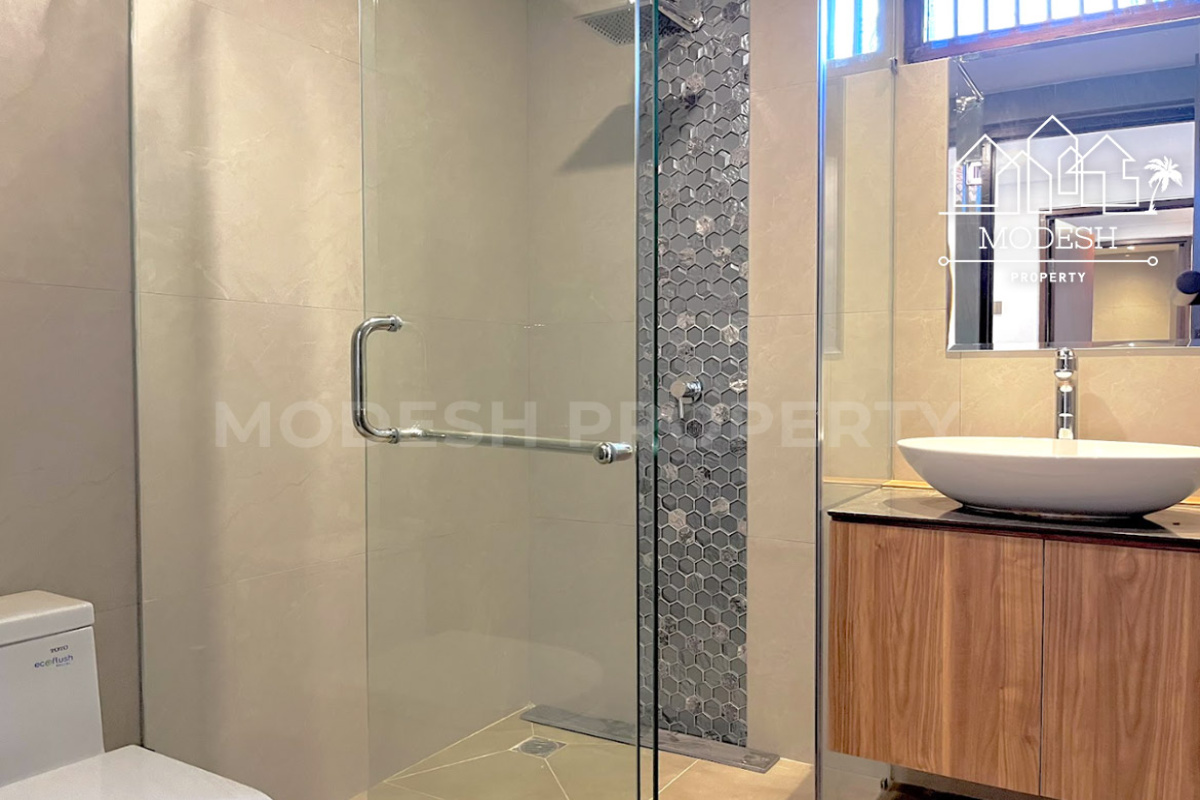 2 Bedrooms Bedrooms, ,2 BathroomsBathrooms,Apartment,Leasehold Sale,1762
