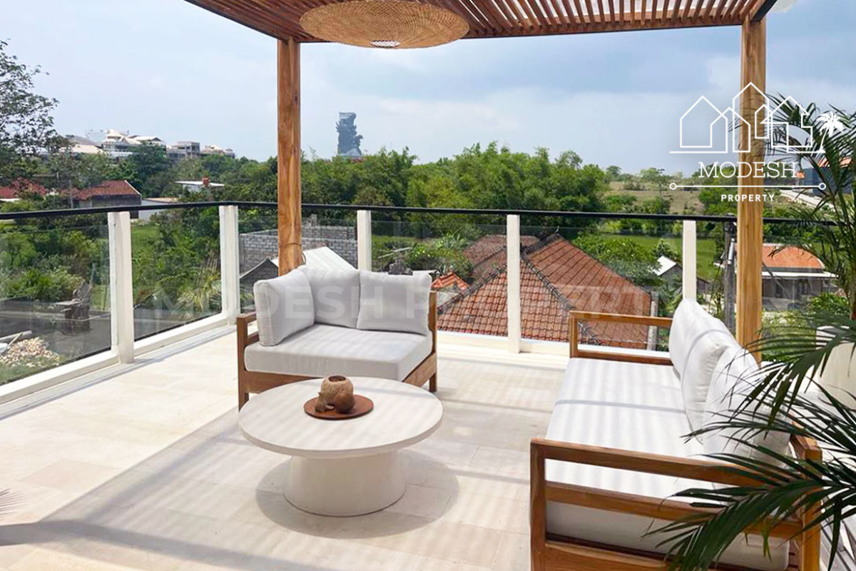 4 Bedrooms Bedrooms, ,3 BathroomsBathrooms,Villa,Freehold Sale,1895