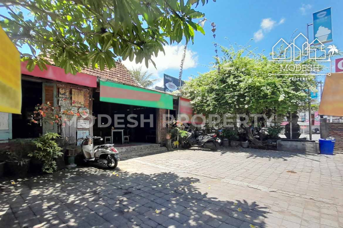 2 BathroomsBathrooms,Shop,Leasehold Sale,1958