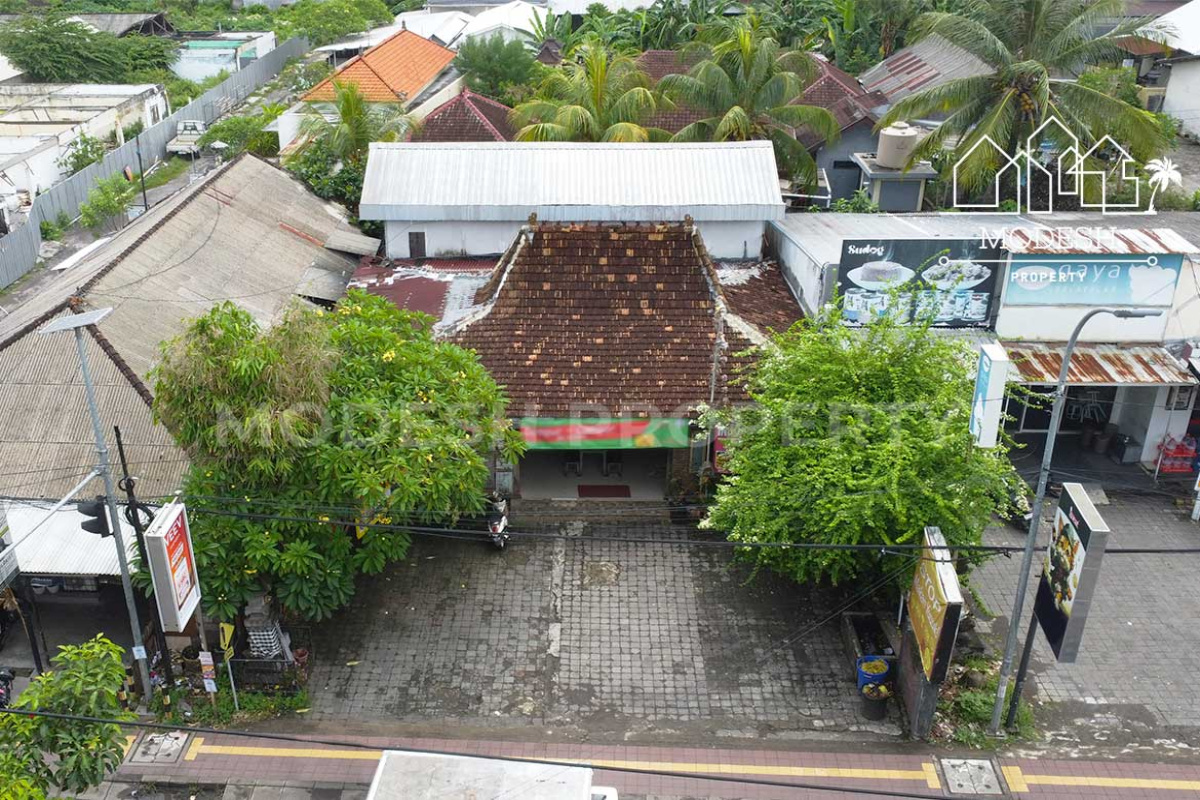 2 BathroomsBathrooms,Shop,Leasehold Sale,1958