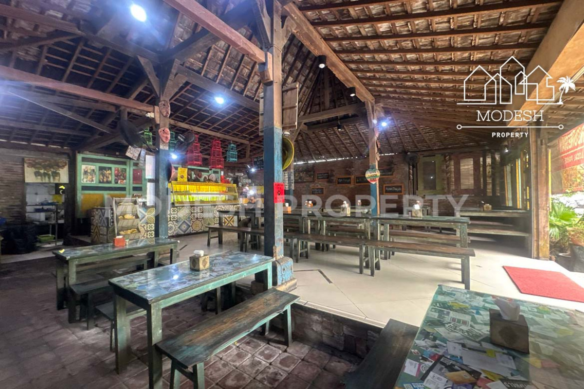 2 BathroomsBathrooms,Shop,Leasehold Sale,1958